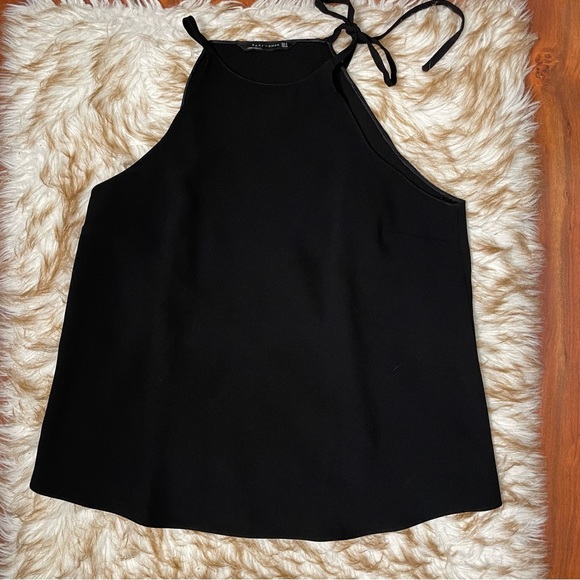 Zara shoulder tie petal back halter top - Picture 4 of 5